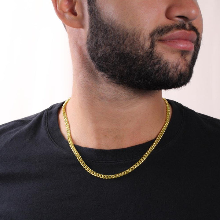 Jewelry gifts Graduation 2023 - New Horizonts - Cuban Link Chain - Belesmé - Memorable Jewelry Gifts