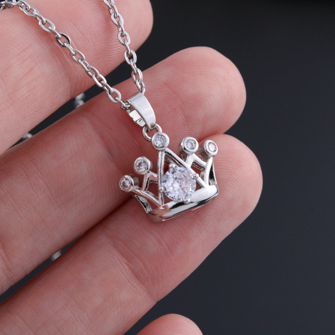 Jewelry gifts Daughter - Never Forget - Crown Necklace - Belesmé - Memorable Jewelry Gifts